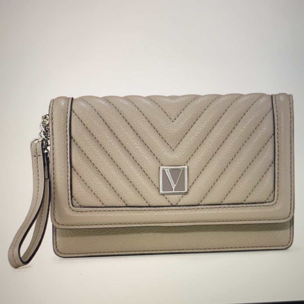 Victoria Secret Tech Wristlet